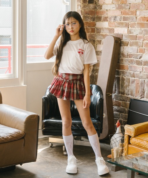 URBAN CHERRY(アーバンチェリー)の「【MELTY BUNNY/メルティバニー】バックロゴプリントTシャツワンピース(ワンピース・キッズ・ホワイト/ブラック/ピンク・S/M/XS)」の19枚目の写真