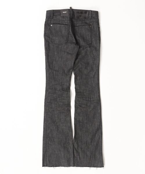 DSQUARED2(ディースクエアード)の「Medium Waist Flare Jean Black Rinse Wash/0251(デニムパンツ・レディース・ブラック・40/38)」の2枚目の写真