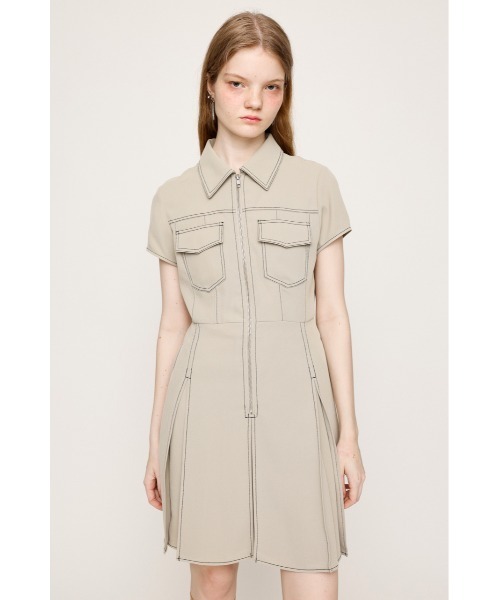 SLY（スライ）の「FRONT ZIP PLEATS S/OP フロントジップ プリーツ ショートワンピース 夏服 半袖（ワンピース・レディース・グレー/アイボリー/ブラック・1/2）」の5枚目の写真