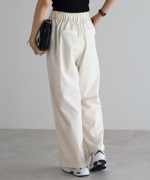 Bonjour Sagan（ボンジュールサガン）の「【撥水・接触冷感・UVカット】フロントタックストレートパンツ（その他パンツ・レディース・アイボリー/ブラック/チャコールグレー・FREE）」の6枚目の写真