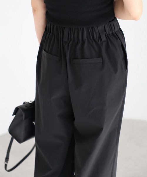 Bonjour Sagan（ボンジュールサガン）の「【撥水・接触冷感・UVカット】フロントタックストレートパンツ（その他パンツ・レディース・アイボリー/ブラック/チャコールグレー・FREE）」の22枚目の写真