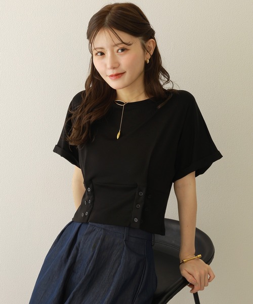 LAULEN（ローレン）の「waist button crew neck tee /ウエスト ボタン クルーネック Tシャツ（Tシャツ/カットソー・レディース・ホワイト/ブラック/グレー・FREE）」の10枚目の写真