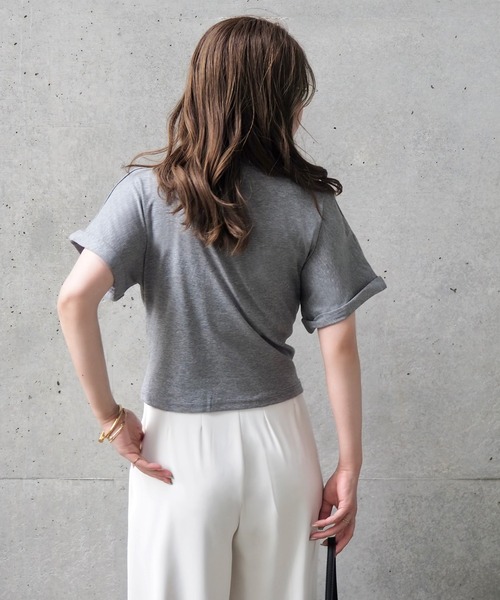 LAULEN（ローレン）の「waist button crew neck tee /ウエスト ボタン クルーネック Tシャツ（Tシャツ/カットソー・レディース・ホワイト/ブラック/グレー・FREE）」の7枚目の写真