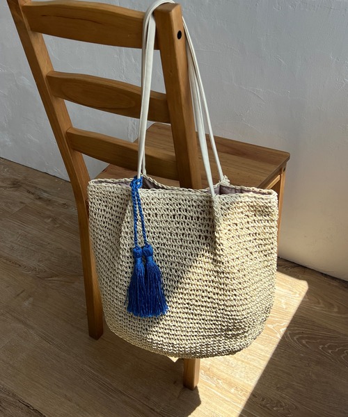 LBC（エルビーシー）の「タッセルペーパートート（トートバッグ・レディース・オレンジ/ベージュ/グレー・FREE）」の12枚目の写真