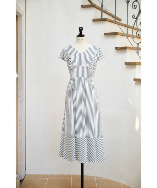 わあKerry Striped Ruffle Dress Kerry Striped Ruffle Dress（ワンピース）｜Her lip to（ハー