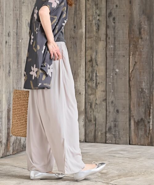 rps（アールピーエス）の「レンチング接触冷感ワイドパンツ（その他パンツ・レディース・ブラック/グレイッシュベージュ/カーキ・フリー）」の14枚目の写真