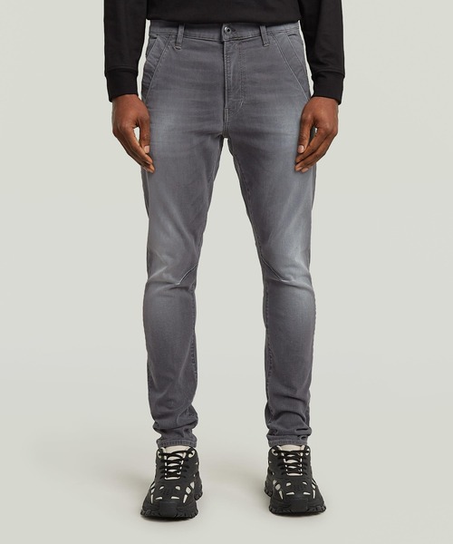 G-STAR(ジースター)の「KAIRORI 3D SLIM JEANS/立体裁断スリムテーパードジーンズ(デニムパンツ・メンズ・ブラック系その他・28/30/32/30/31/30/30/30/29/30)」の1枚目の写真