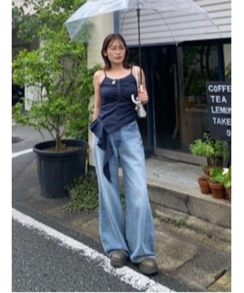 LAGUA GEM（ラグアジェム）の「FRONT ZIP ASYMMETRY キャミソール（キャミソール・レディース・アイボリー/ネイビー・FREE）」の9枚目の写真