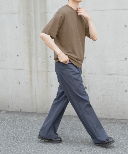 ITEMS URBANRESEARCH(アイテムズ アーバンリサーチ)の「コットンリネンクルーネックサマーニット(ニット/セーター・メンズ・カーキ/ブラック/ブラウン/アイボリー・LARGE/MEDIUM)」の8枚目の写真