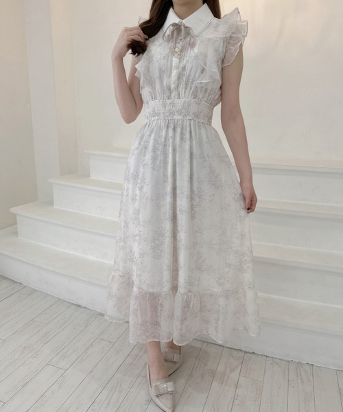 ROJITA(ロジータ)の「【ECサイト限定/予約販売スタート】フリルスリーブ花柄ロングワンピース(ワンピース・レディース・アイボリー/ブルー/ピンク・FREE)」の17枚目の写真