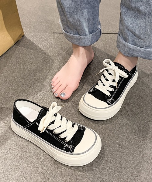 Lace Ladies（レースレディース）の「ラウンドトゥ 厚底 キャンバス レースアップ スニーカー（スニーカー・レディース・ブラック/アイボリー・22.5cm/23cm/23.5cm/24cm/24.5cm/25cm）」の4枚目の写真