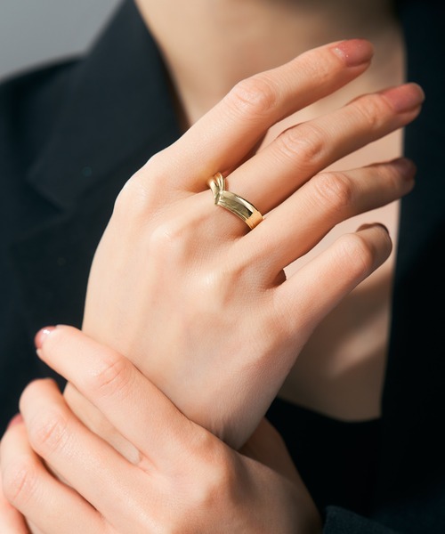 Jewel closet by L&Co.(ジュエルクローゼットバイエルアンドコー)の「K18 リング(リング・レディース・イエローゴールド・11号/13号/15号)」の3枚目の写真