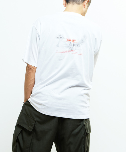 MASTER FRAME（マスターフレーム ）の「《別注》【MASTER FRAME/マスターフレーム】THE DOG AND FRIENDS Tシャツ（Tシャツ/カットソー・メンズ・ホワイト系その他/ホワイト系その他4/ホワイト系その他2/ホワイト系その他3/ホワイト系その他6/ホワイト系その他5・2/1/3）」の8枚目の写真