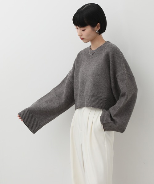 NOGLE（ノグル）の「【NOGLE/ノグル】ショートルーズリブニット（ニット/セーター・レディース・ブラック/ネイビー/レッド/グレー/オートミール/ブラウン系/グレイッシュベージュ・FREE）」の11枚目の写真