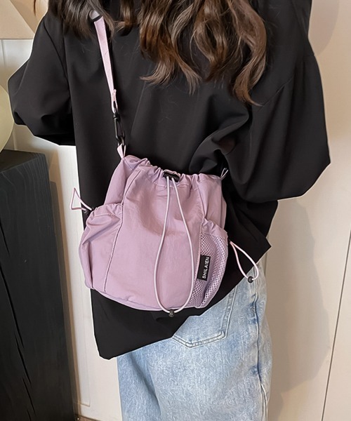 blackdia ocean(ブラックダイヤオーシャン)の「blackdia ocean ナイロン 巾着 コード ショルダーバッグ(ショルダーバッグ・レディース・ベージュ/パープル/グリーン/ブラック/グレー・FREE)」の5枚目の写真