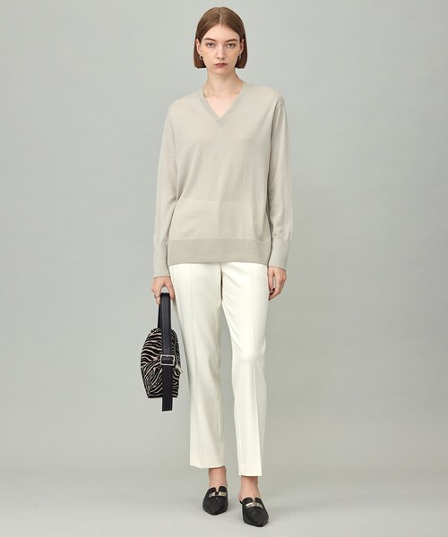 コンパクトファインウール Vネックニット