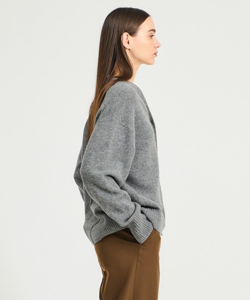 ESTNATION（エストネーション）の「ESTNATION / ウールカシミヤVネックカーディガン《EXCLUCIVE》（カーディガン/ボレロ・レディース・ブラウン/オフホワイト/グレー/ブラック/ピンク・FREE）」の14枚目の写真