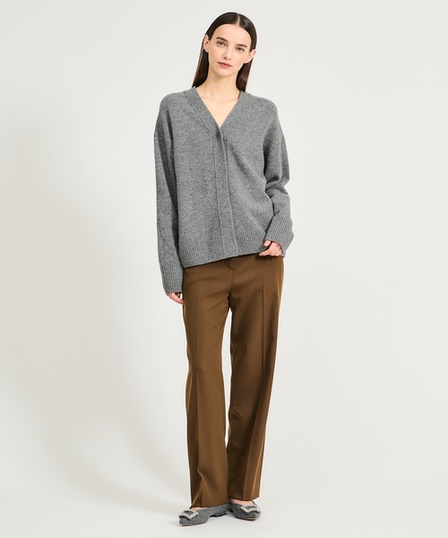 ESTNATION（エストネーション）の「ESTNATION / ウールカシミヤVネックカーディガン《EXCLUCIVE》（カーディガン/ボレロ・レディース・ブラウン/オフホワイト/グレー/ブラック/ピンク・FREE）」の12枚目の写真