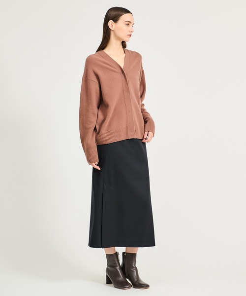 ESTNATION（エストネーション）の「ESTNATION / ウールカシミヤVネックカーディガン《EXCLUCIVE》（カーディガン/ボレロ・レディース・ブラウン/オフホワイト/グレー/ブラック/ピンク・FREE）」の20枚目の写真