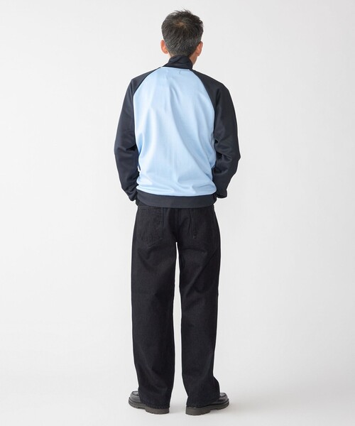 FRED PERRY（フレッドペリー）の「FRED PERRY: コントラスト スリーブ トラック ジャケット（ジャージ・メンズ・ライトブルー/レッド・MEDIUM/LARGE/X-LARGE）」の6枚目の写真