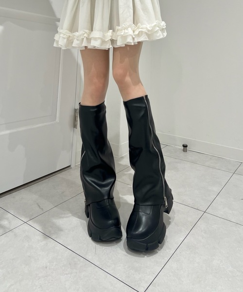 Lovilyn（ラヴィリン）の「-5kg2way厚底カバーブーツ（ブーツ・レディース・ブラック/ホワイト・SMALL/MEDIUM/LARGE）」の5枚目の写真