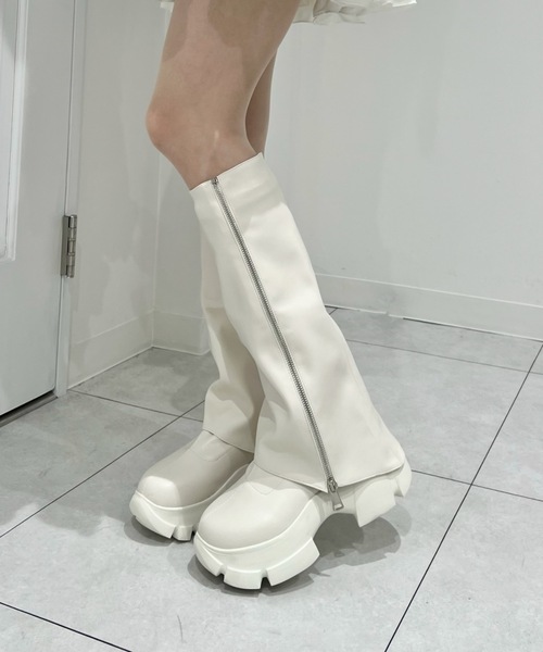 Lovilyn（ラヴィリン）の「-5kg2way厚底カバーブーツ（ブーツ・レディース・ブラック/ホワイト・SMALL/MEDIUM/LARGE）」の18枚目の写真