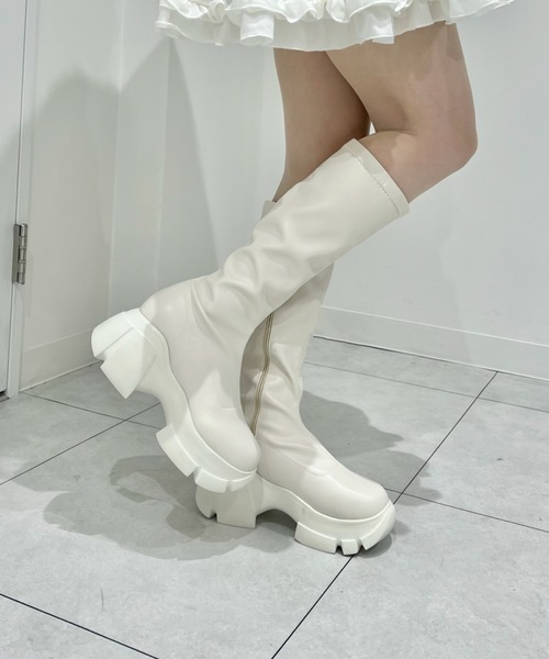 Lovilyn（ラヴィリン）の「-5kg2way厚底カバーブーツ（ブーツ・レディース・ブラック/ホワイト・SMALL/MEDIUM/LARGE）」の19枚目の写真