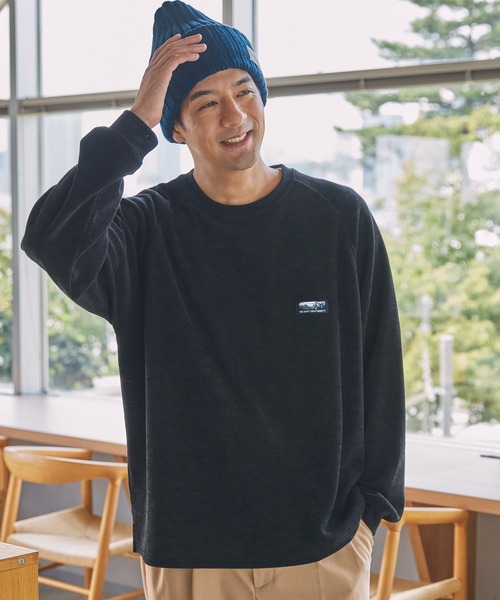 THE CRAFT CREW PRODUCTS(ザクラフトクループロダクツ)の「コンフォートコーデュロイ オーバーサイズ ラグラン クルーネック長袖Tシャツ / 抗菌防臭・イージーケア【THE CRAFT CREW PRODUCTS】(Tシャツ/カットソー・メンズ・オリーブ/ブラック/ネイビー/アイボリー/ブラウン/ライトベージュ・S/L/M)」の7枚目の写真