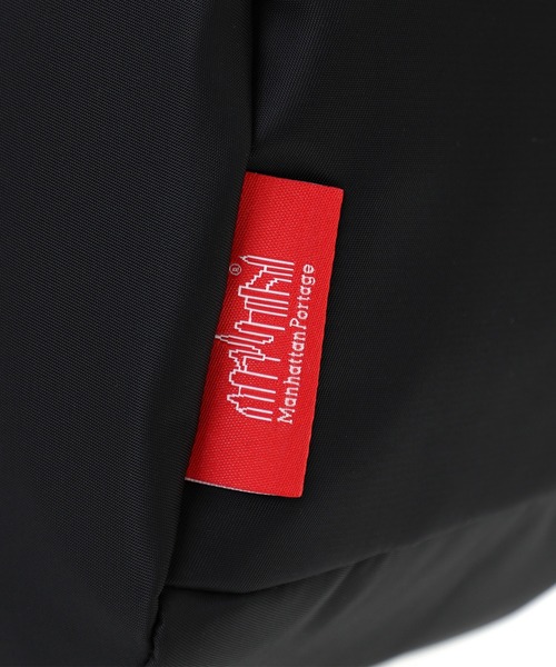 Manhattan Portage(マンハッタンポーテージ)の「MURRAY HILL SHOULDER BAG FLIGHT NYLON BACKING(ショルダーバッグ・メンズ・ブラック・MEDIUM)」の17枚目の写真