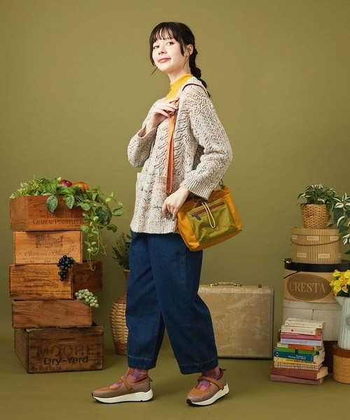 Jocomomola(ホコモモラ)の「Suave 襟付きニットプルオーバー(ニット/セーター・レディース・ブラック/グリーン/クリーム/ライトピンク・40)」の14枚目の写真