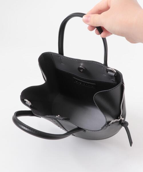 SENSE OF PLACE by URBAN RESEARCH（センスオブプレイスバイアーバンリサーチ）の「スタッズショルダーバッグ（ショルダーバッグ・レディース・レッド/アイボリー/ブラック・ONE）」の16枚目の写真