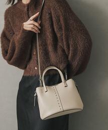 スタッズショルダーバッグ