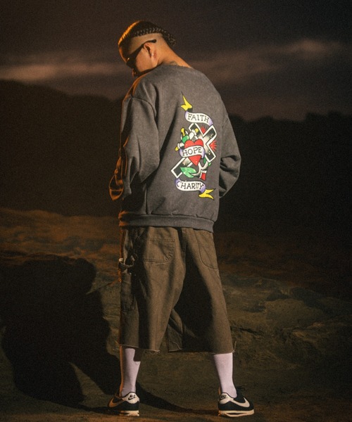 FR(13)NDS(フレンズ)の「FR(13)NDS × Ed Hardy/フレンズ × エド・ハーディ/コラボスウェット(スウェット・メンズ・ブラウン/グレー・M/L)」の4枚目の写真