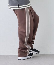 PENNEYS（ぺニーズ）の「KIDS【FOX×TYPY】(ジュニアサイズあり)ストレッチジャージトラックパンツ（スウェットパンツ）」