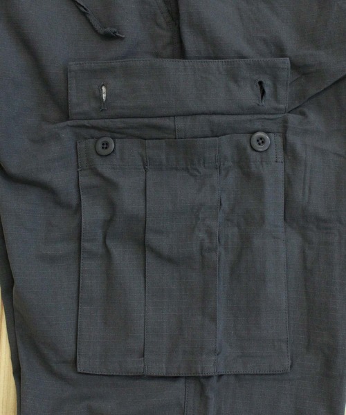 HUF（ハフ）の「ルーズフィット マテオ カーゴパンツ MATEO CARGO PANT（カーゴパンツ・メンズ・ブラック・XL/L/M）」の10枚目の写真