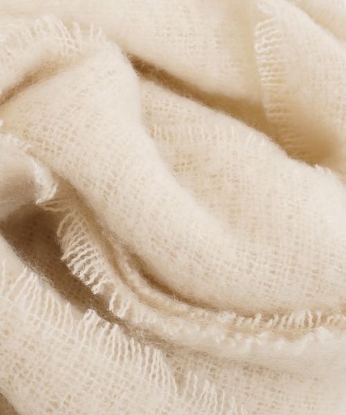 macocca(マコッカ)の「MOOMIN ムーミン ブークレーシャギー無地ストール ムーミン刺繍(ストール/ショール・レディース・グリーン/グレー/アイボリー・FREE)」の6枚目の写真