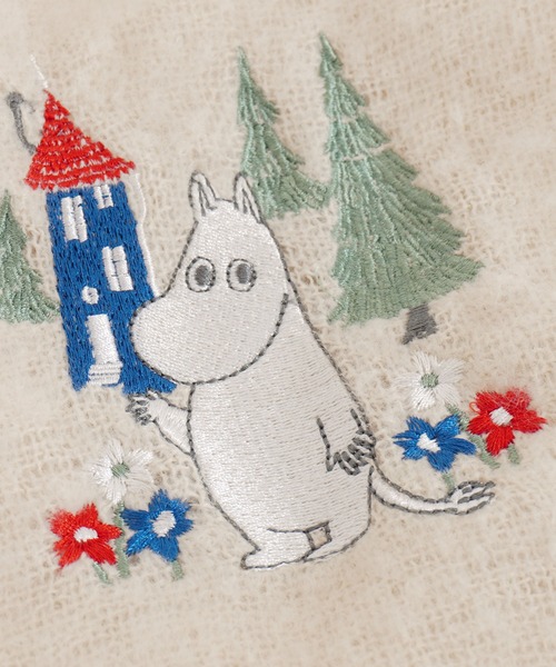 macocca(マコッカ)の「MOOMIN ムーミン ブークレーシャギー無地ストール ムーミン刺繍(ストール/ショール・レディース・グリーン/グレー/アイボリー・FREE)」の5枚目の写真