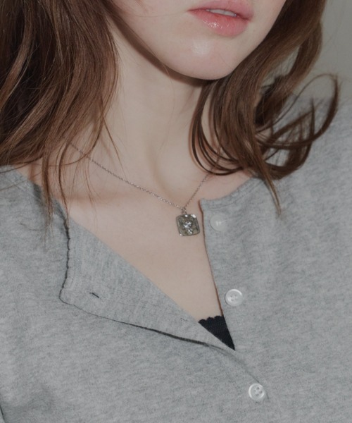 GIUNON（ジウノン）の「eyelet scallop soft cardigan / アイレットスカラップソフトカーディガン（カーディガン/ボレロ・レディース・ネイビー/ブラック/グレー/ホワイト・FREE）」の12枚目の写真