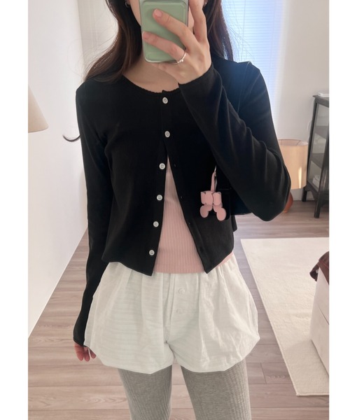GIUNON（ジウノン）の「eyelet scallop soft cardigan / アイレットスカラップソフトカーディガン（カーディガン/ボレロ・レディース・ネイビー/ブラック/グレー/ホワイト・FREE）」の18枚目の写真