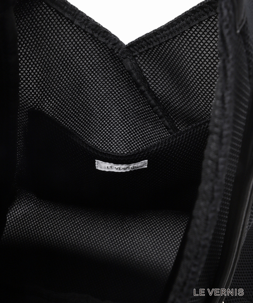 LE VERNIS（ル・ベルニ）の「《WEB限定/追加2》LE VERNIS パラコードハンドルメッシュバック 235-211505（ショルダーバッグ・レディース・ブラック・FREE）」の15枚目の写真