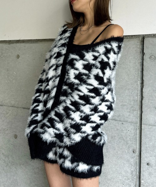 EGOIST（エゴイスト）の「千鳥柄シャギーニットカーディガン（カーディガン/ボレロ・レディース・ベージュ/ブラック・FREE）」の10枚目の写真