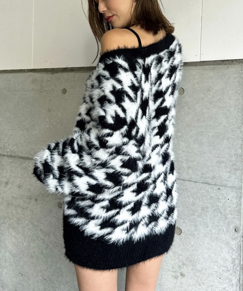 EGOIST（エゴイスト）の「千鳥柄シャギーニットカーディガン（カーディガン/ボレロ・レディース・ベージュ/ブラック・FREE）」の8枚目の写真