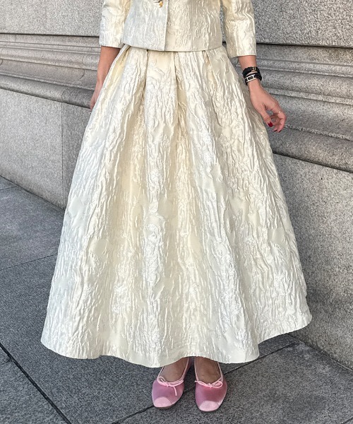 JENNE(ジェンヌ)の「ジャガードクラシカルスカート(スカート・レディース・アイボリー/ブラック・LARGE/MEDIUM/SMALL)」の1枚目の写真