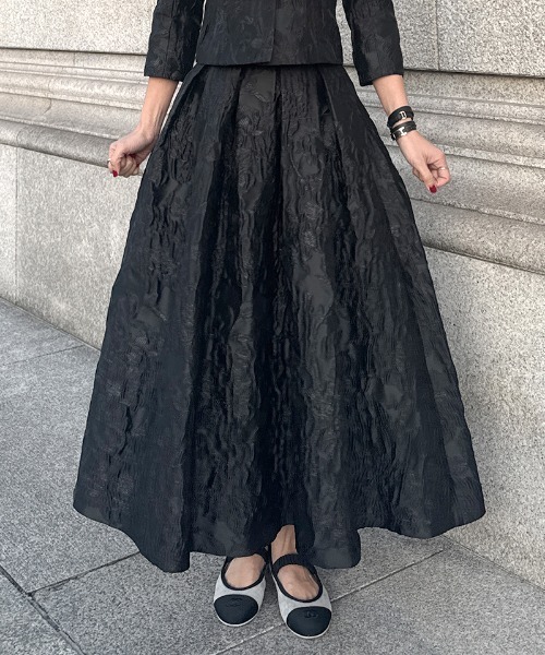 JENNE(ジェンヌ)の「ジャガードクラシカルスカート(スカート・レディース・アイボリー/ブラック・LARGE/MEDIUM/SMALL)」の2枚目の写真