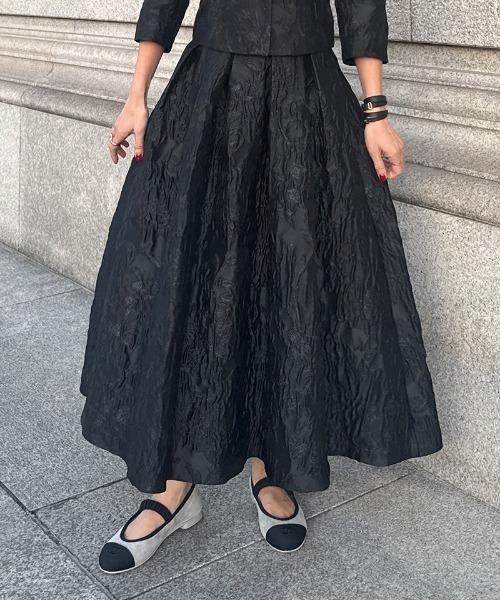 JENNE(ジェンヌ)の「ジャガードクラシカルスカート(スカート・レディース・アイボリー/ブラック・LARGE/MEDIUM/SMALL)」の4枚目の写真