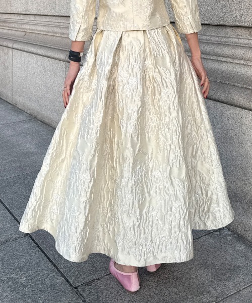 JENNE(ジェンヌ)の「ジャガードクラシカルスカート(スカート・レディース・アイボリー/ブラック・LARGE/MEDIUM/SMALL)」の15枚目の写真
