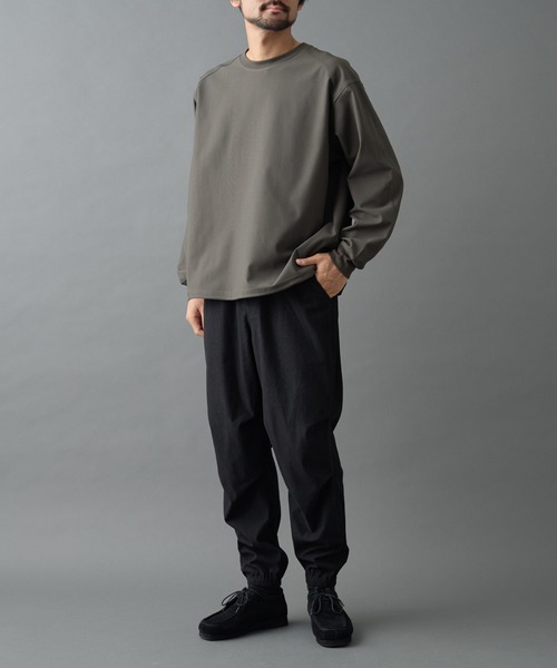 COLONY 2139（コロニートゥーワンスリーナイン）の「ストレッチコールジョガーパンツ（その他パンツ・メンズ・ブラック/グレイッシュベージュ・MEDIUM/LARGE）」の12枚目の写真