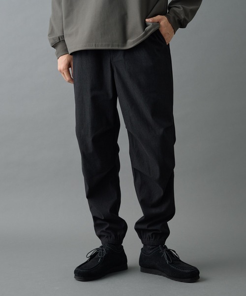 COLONY 2139（コロニートゥーワンスリーナイン）の「ストレッチコールジョガーパンツ（その他パンツ・メンズ・ブラック/グレイッシュベージュ・MEDIUM/LARGE）」の3枚目の写真