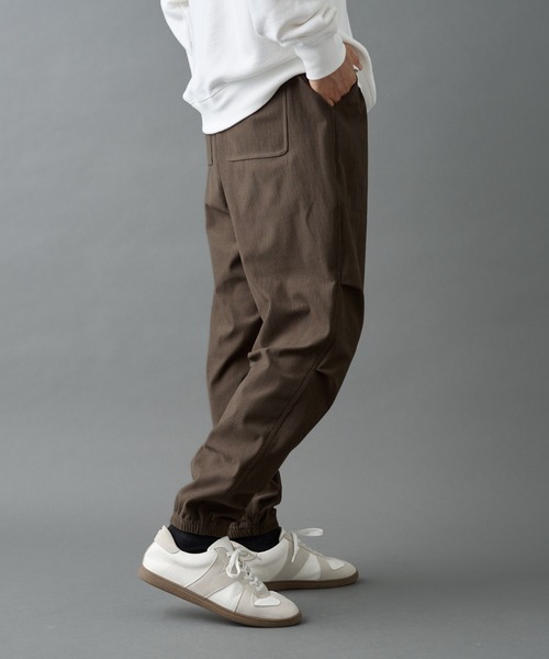 COLONY 2139（コロニートゥーワンスリーナイン）の「ストレッチコールジョガーパンツ（その他パンツ・メンズ・ブラック/グレイッシュベージュ・MEDIUM/LARGE）」の10枚目の写真