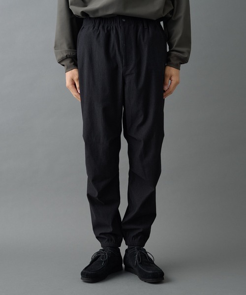 COLONY 2139（コロニートゥーワンスリーナイン）の「ストレッチコールジョガーパンツ（その他パンツ・メンズ・ブラック/グレイッシュベージュ・MEDIUM/LARGE）」の19枚目の写真